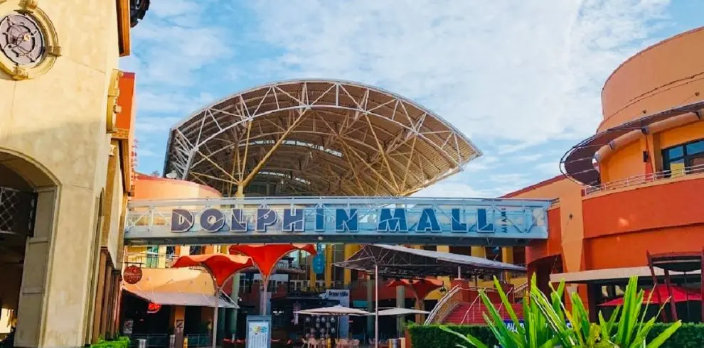 dolphin mall